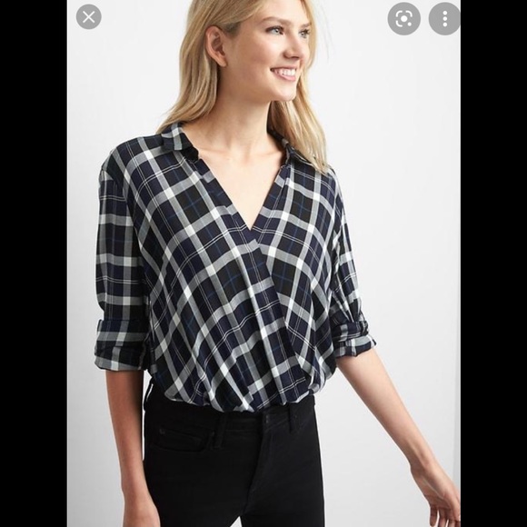 GAP Tops - ✅3/$25 Gap flannel blouse